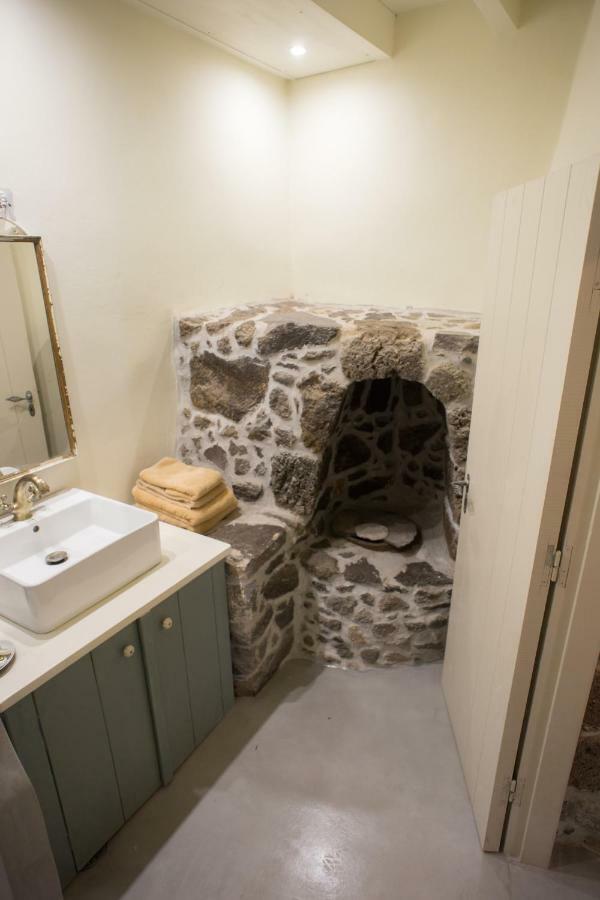 Вілла Pyrgos Stone House Emporeios  Екстер'єр фото