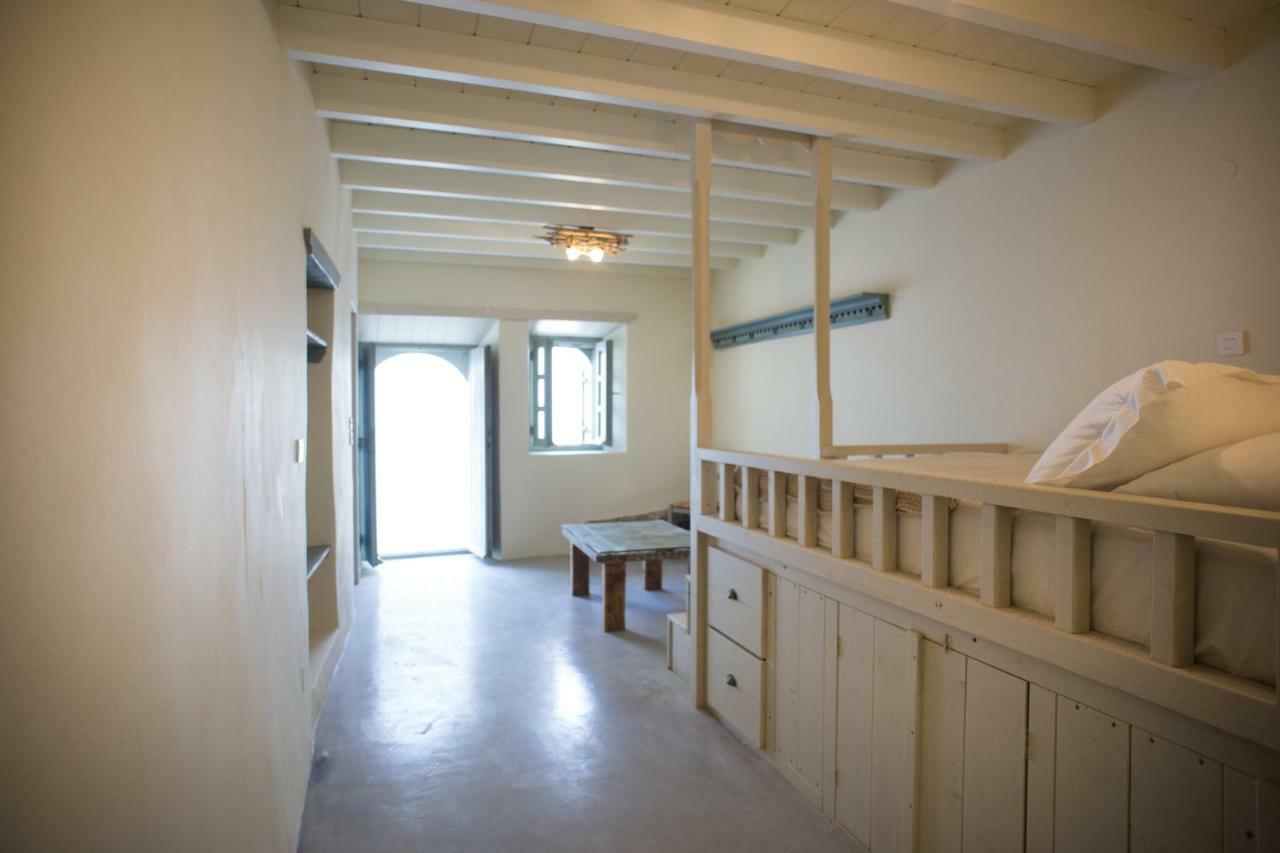 Вілла Pyrgos Stone House Emporeios  Екстер'єр фото