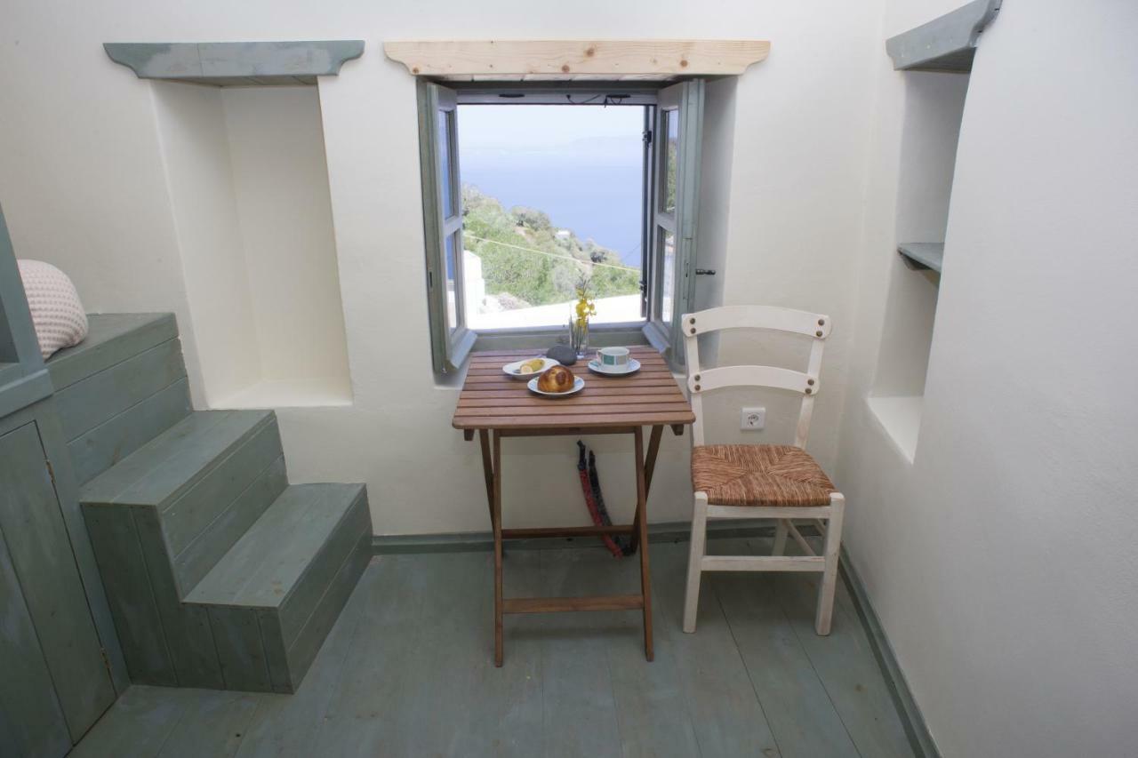 Вілла Pyrgos Stone House Emporeios  Екстер'єр фото